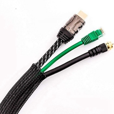 غلاف كابل PET 25x32m ، غلاف كبل أسود قابل للتوسيع مضفر للحيوانات الأليفة بطول 100 متر